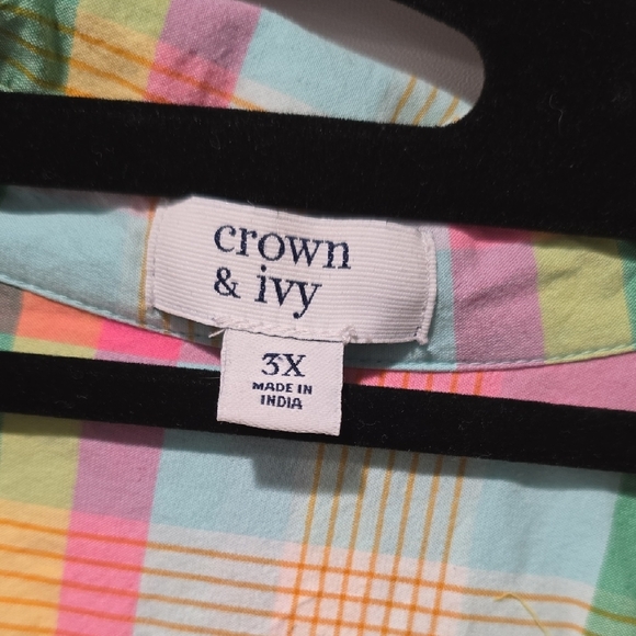 Crown & Ivy Multicolor Plaid Button Down Shirt - Picture 2 of 3